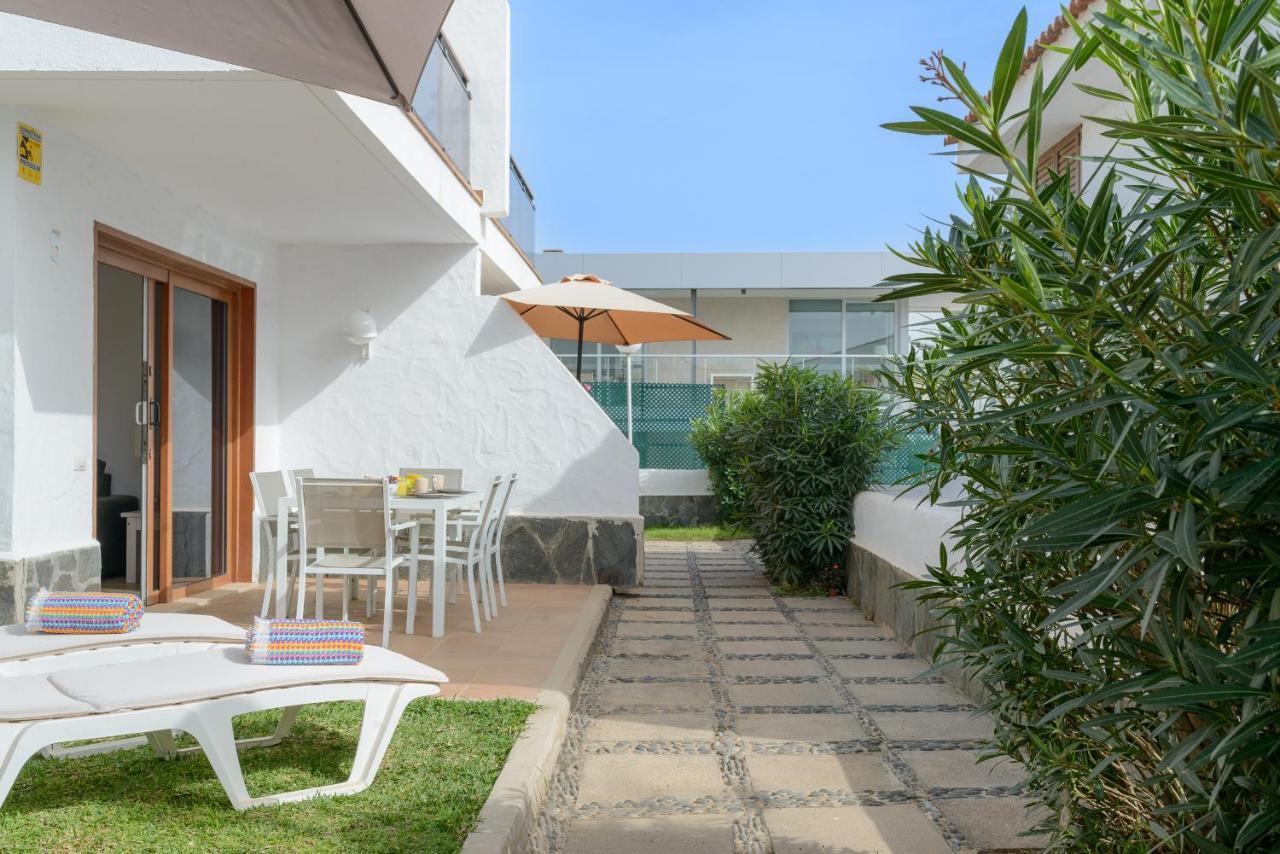 Bonito Bungalow Con Piscina Junto A La Playa San Bartolomé Dış mekan fotoğraf