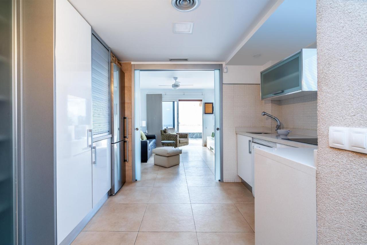 Bonito Bungalow Con Piscina Junto A La Playa San Bartolomé Dış mekan fotoğraf